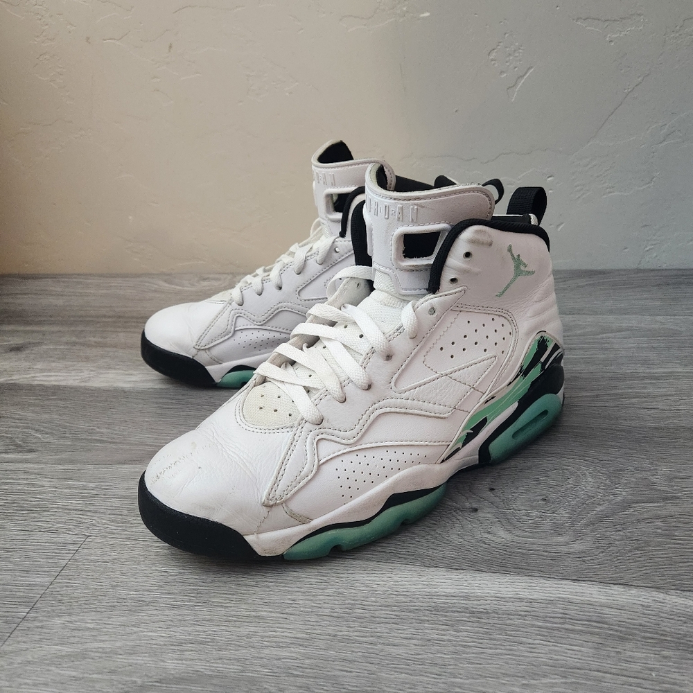 Nike Air Jordan MVP‎ White Green Black Size 9 Jumpman Leather Basketball Unisex